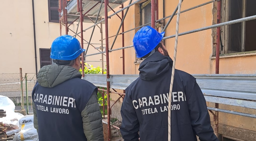 Muore a 41 anni sul posto di lavoro: era senza contratto Muore a 41 anni sul posto di lavoro: era senza contratto